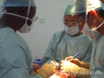 Highlight for Album: Medical Students Visit a Kenyan Hospital
